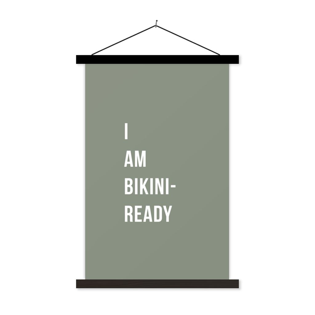 MuchoWow Textilposter Zitat - Grün - Ich bin bereit für den Bikini 120x180 cm mit schwarzem Rahmen - Fotos