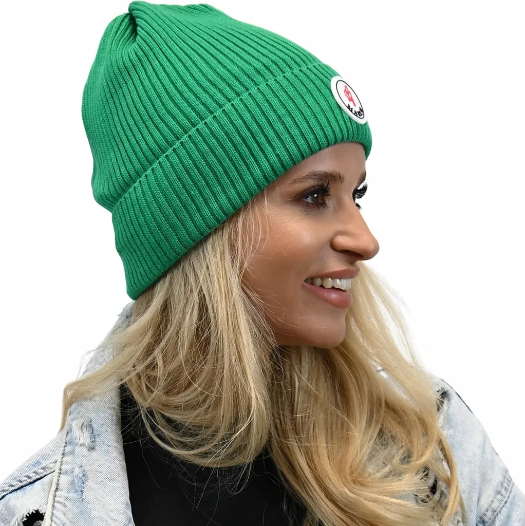 Berretto da Donna Verde n1: Il Cappello Must-Have dell'Inverno 2024