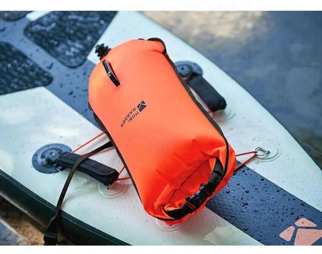 Chasing Waves - Schwimmboje Drybag - 28L Doppel-Luftkammer - Auftrieb 18 kg - Wasserdichte Schwimmtasche - Gewicht ca. 600 g - Größe M - Orange