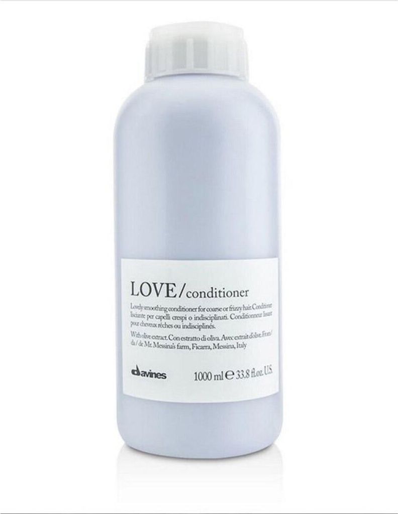 Davines Essential Haircare Love Smoothing Conditioner Bändigender Conditioner für raues und widerspenstiges Haar 1000 ml
