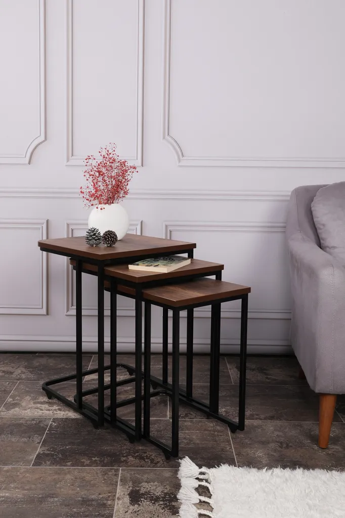 Set 3 Tavolini Skye Decor Noce: Eleganza Zigon in Metallo Nero