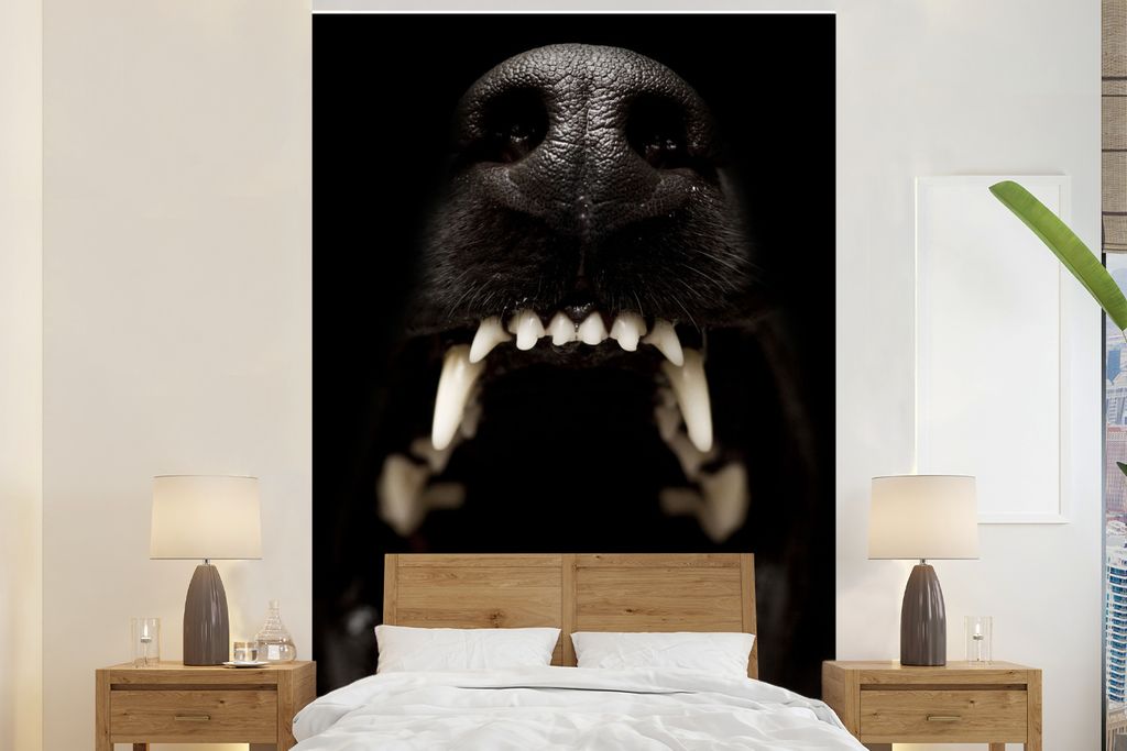 MuchoWow Fototapete für Wohnzimmer oder Schlafzimmer Wandtapete Vinyl Motivtapete Nahaufnahme knurrender Hund - 200x300 cm - Wanddekorationen