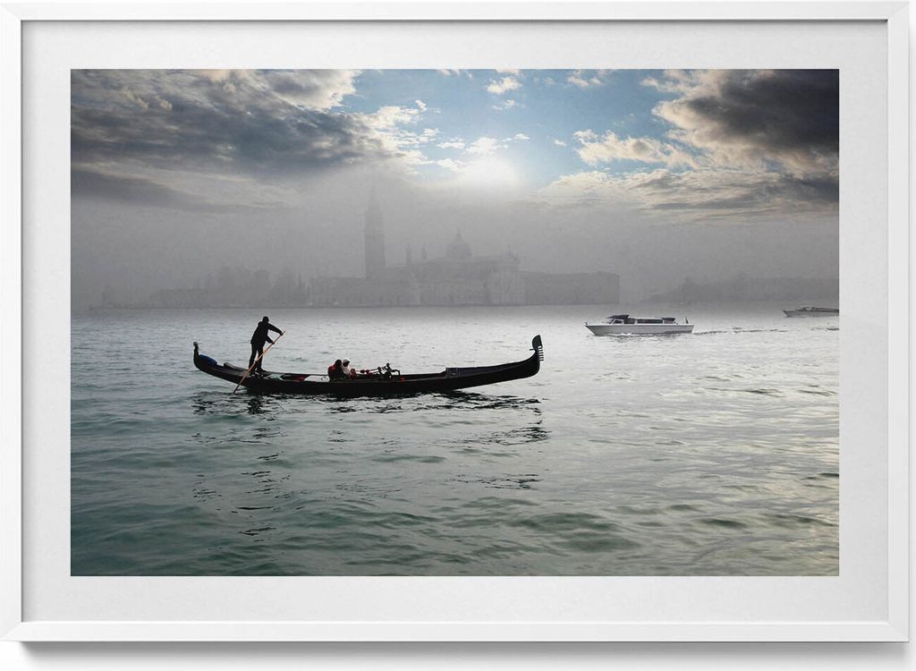 Venezianische Gondeln– Wandbild mit Rahmen – Gerahmtes Bild – Wanddekoration – 100x70 cm – Weiß Rahmen