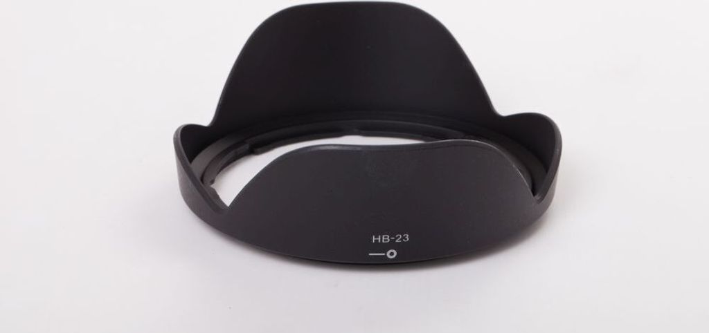 vhbw Gegenlichtblende kompatibel mit Nikon AF S 17-35/2,8 D IF, AF 18-35/3,5-4,5 IF ED 77mm Objektiv, Schwarz, Kunststoff, tulpenförmig, 10,9 cm