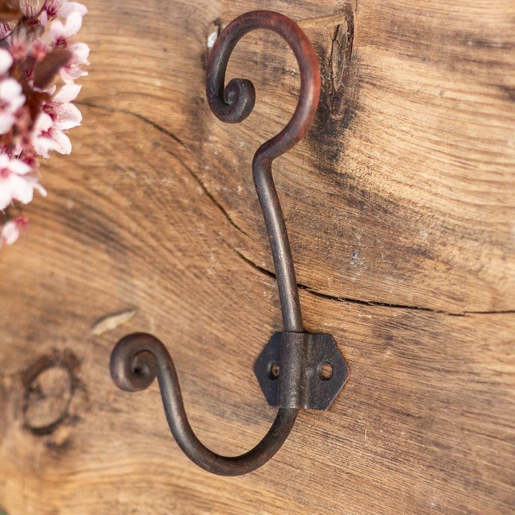 Schmiedeeiserner Doppelhaken, Garderobenhaken, Wandhaken dunkelbraun gewachst