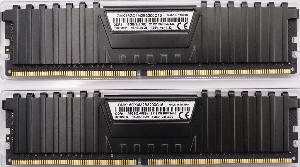 Corsair Vengeance LPX Noir Kit 16 Go (2x8 Go) DDR4-3200 Image du produit 