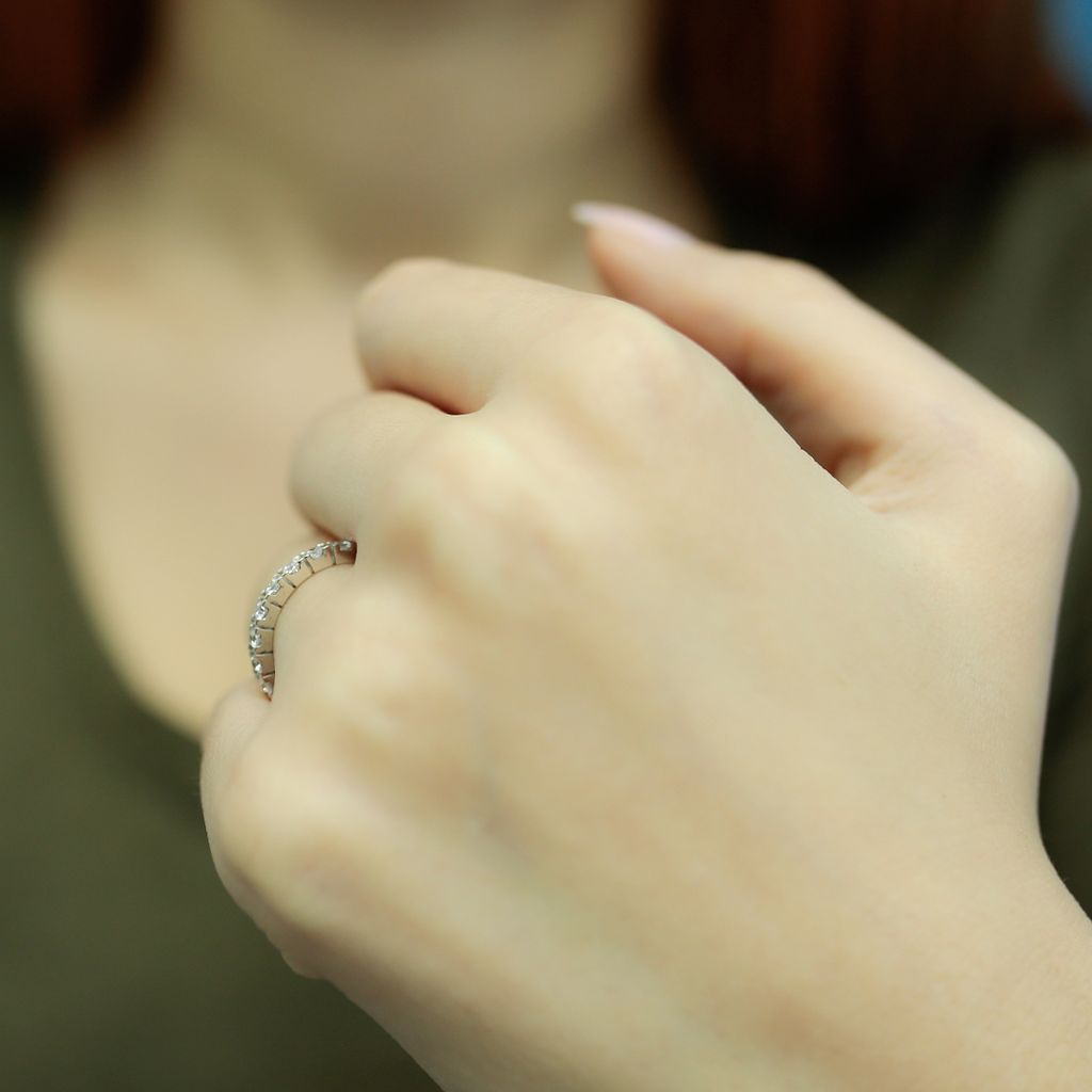 0,74 Carat Diamant rundum Memoire Ring 14 Karat Weißgold - 54 (17,20 mm)