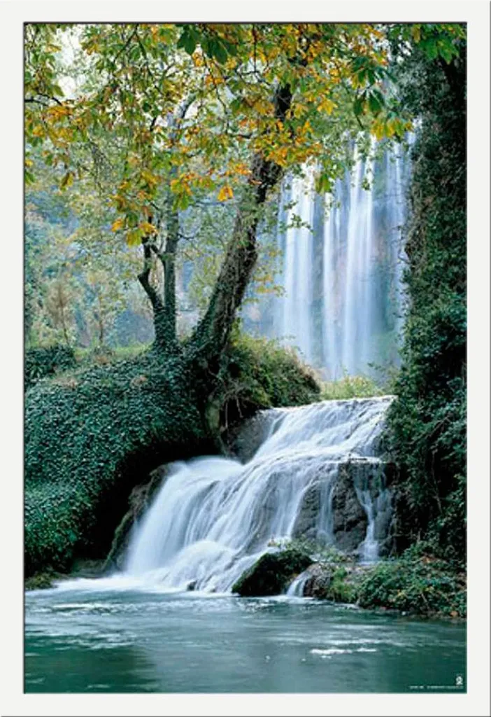 Tableau déco nature Chute d'eau sous cadre blanc Shinsuke Maxi 61x91 cm