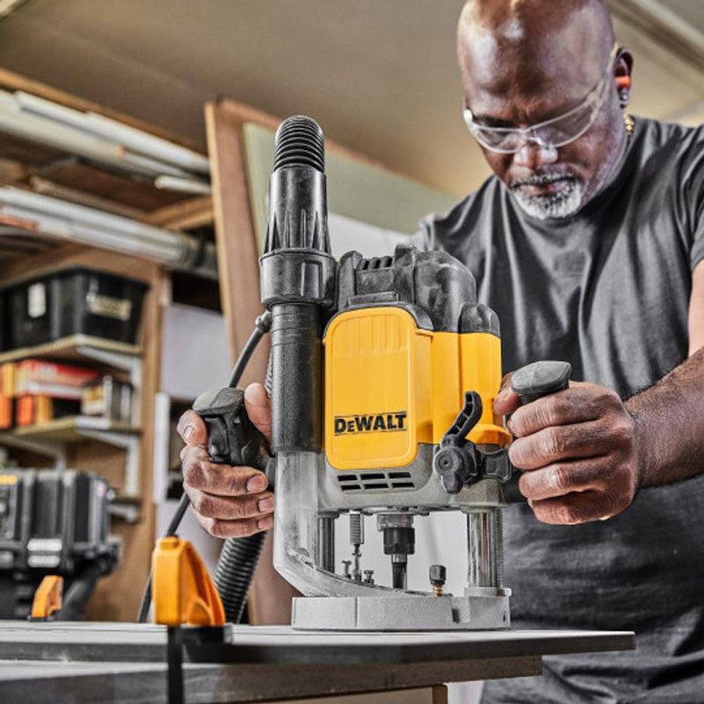 Défonceuse 2300W 6-12 mm DWE625KT-QS DEWALT Image du produit 