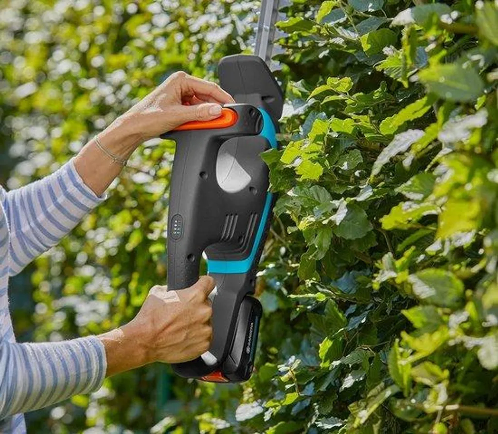 Couteaux de précision 40/18V P4A avec poignée ergonomique et légère