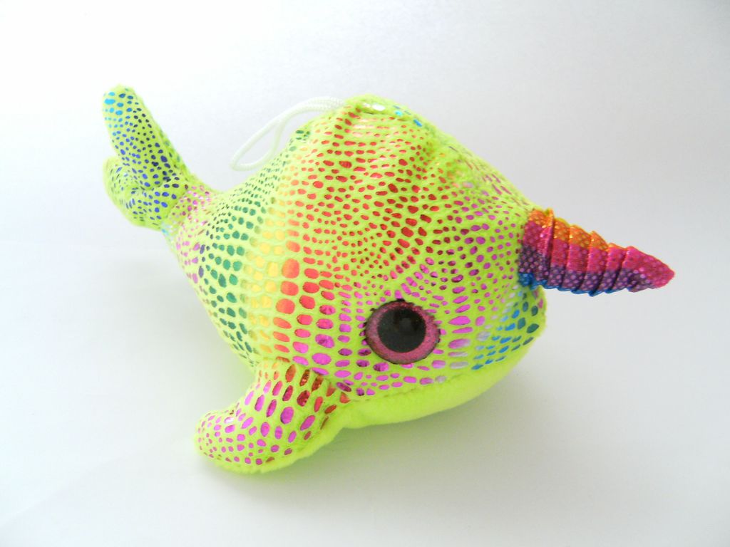 Plüschtier Narwal 19 cm, neon grün, Kuscheltiere Stofftiere Tier, Wale Fische