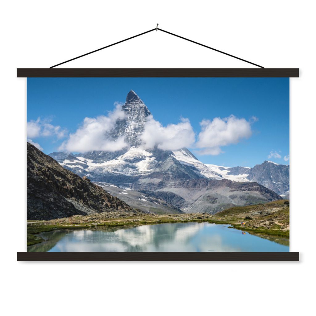 MuchoWow Textilposter Schweizer Matterhorn am Nachmittag neben dem Riffelsee in Zermatt 120x80 cm mit schwarzem Rahmen - Wanddeko