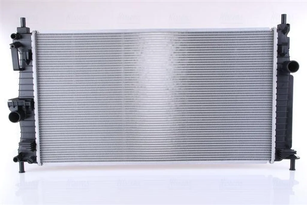 Radiateur moteur NISSENS 68522 OE Z6811520YA pour Mazda 3 Essence