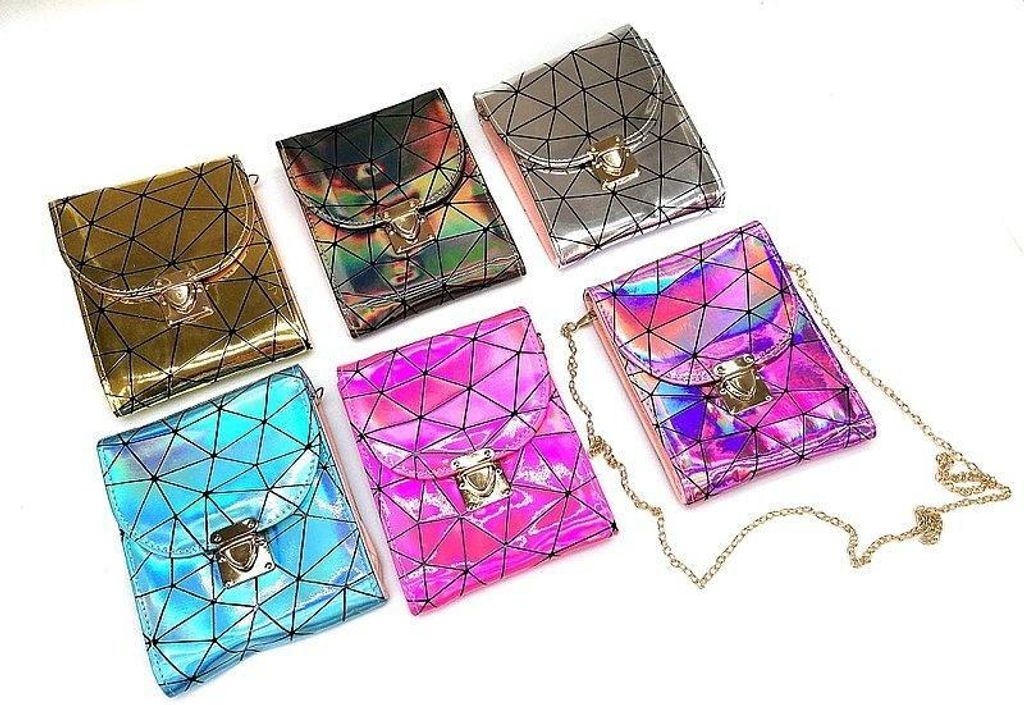 Neonfarbene Handtasche mit Kette MIX – ADAR Produktbild 