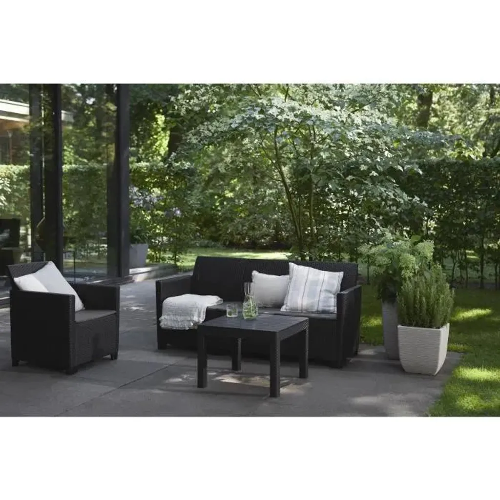 Salon de Jardin 4 Personnes Keter Marie Noir en Rotin Synthétique Chic