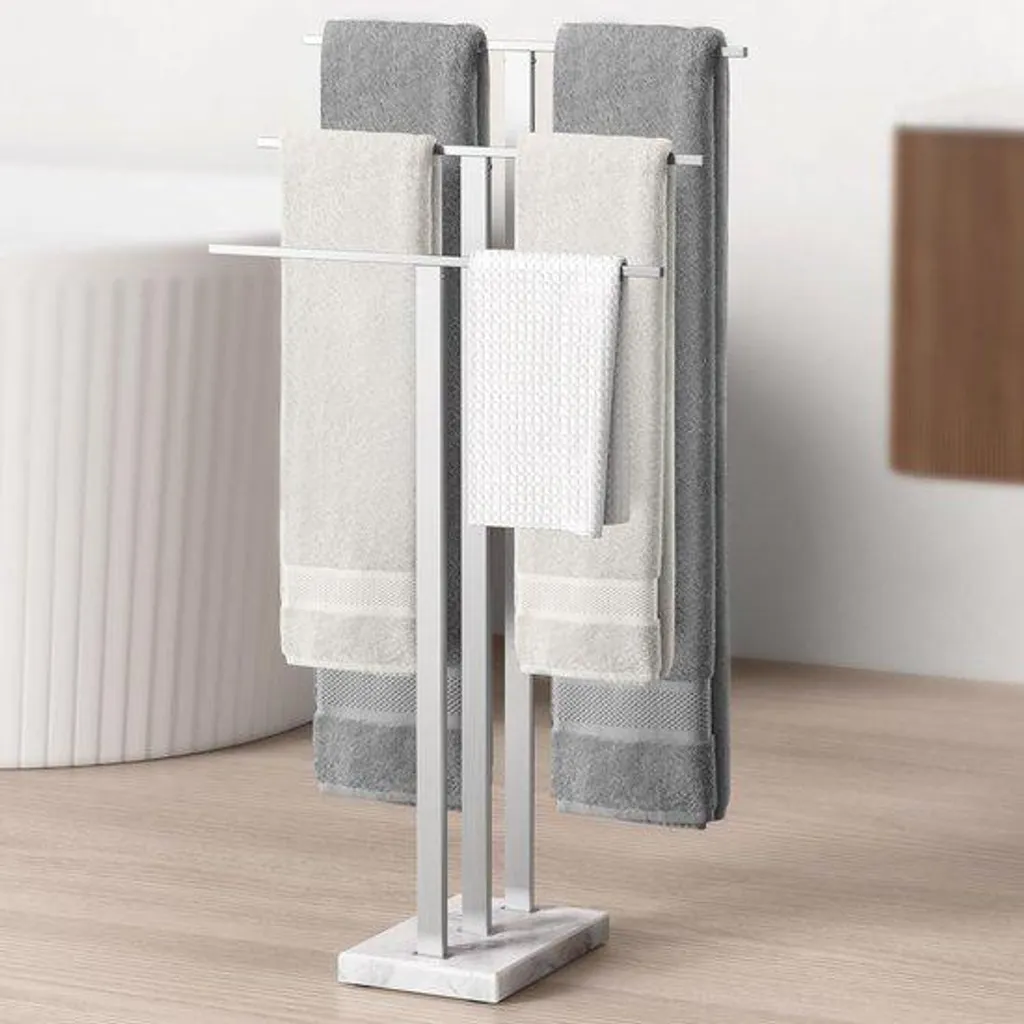 Porte-serviettes stable en inox fini les serviettes humides au sol