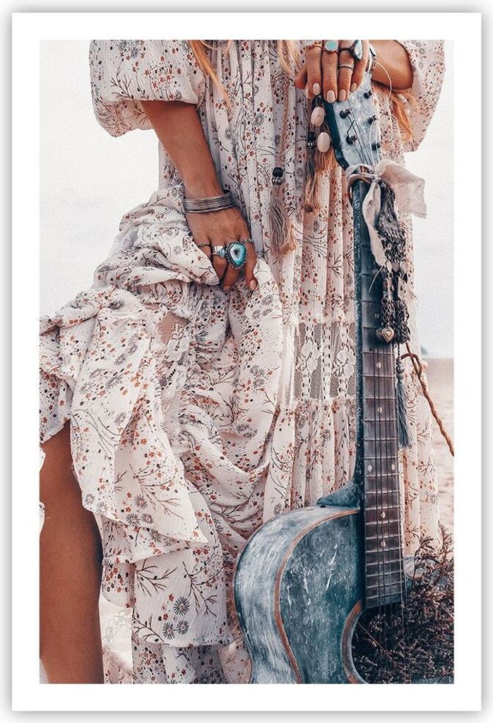 Poster - Poster ohne Rahmen - Frau Kleid Gitarre - 61x91,5 cm - Wand Bild - Wanddeko - Wandbilder - Kunstposter - Wandposter - Bilder - Kunstdruck ...