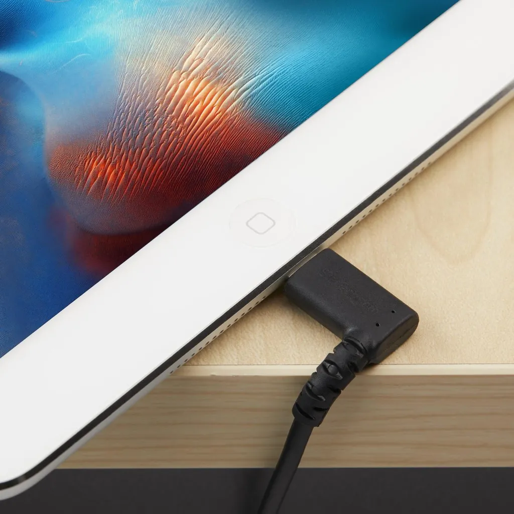 Câble de charge iPhone et iPad USB-A vers Lightning 1m coudé noir MFi - 3