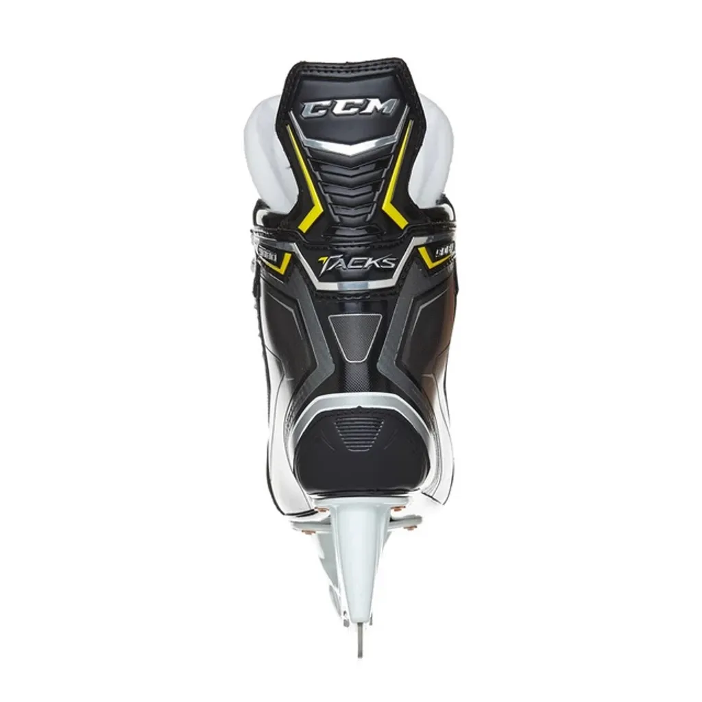 Patins CCM Tacks 9080 Senior EE 9 : finies les douleurs aux pieds larges