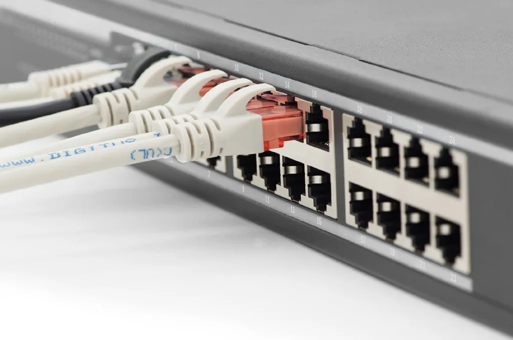 Switch 24 Ports Gigabit DIGITUS pour Extension Réseau Bureaux et Baies