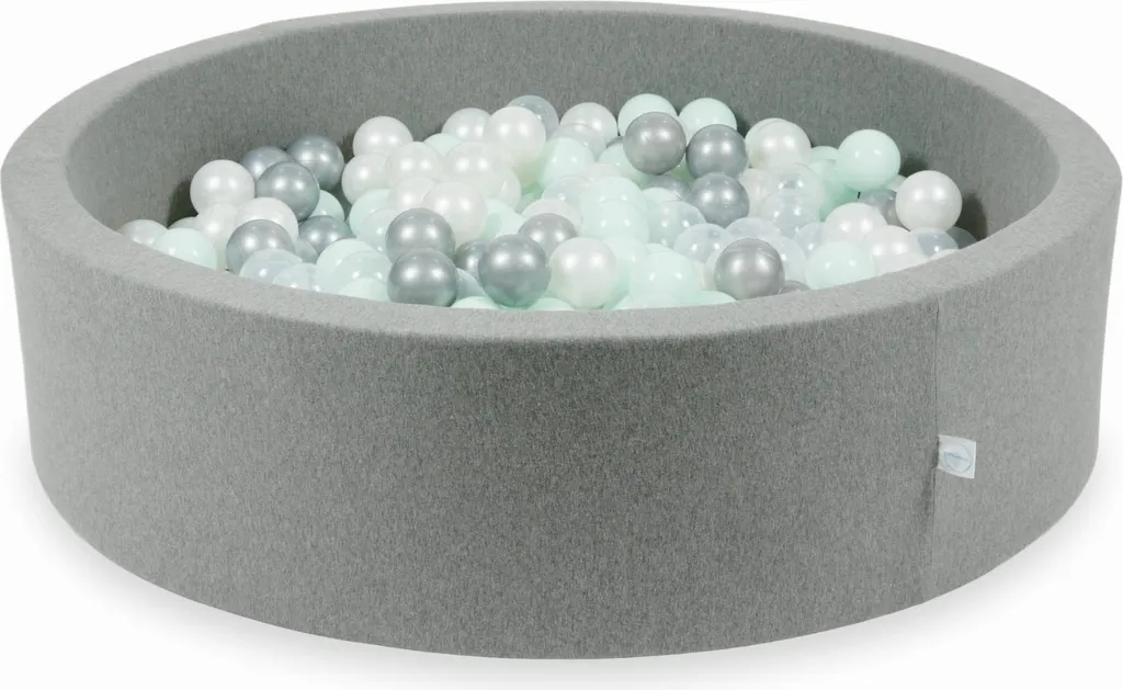 Piscine à balles pour chambre enfant 110x30 avec 400 boules d'éveil chic