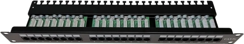 Panneau de brassage XtendLan 19 pouces 24 ports Cat5e UTP avec cosses