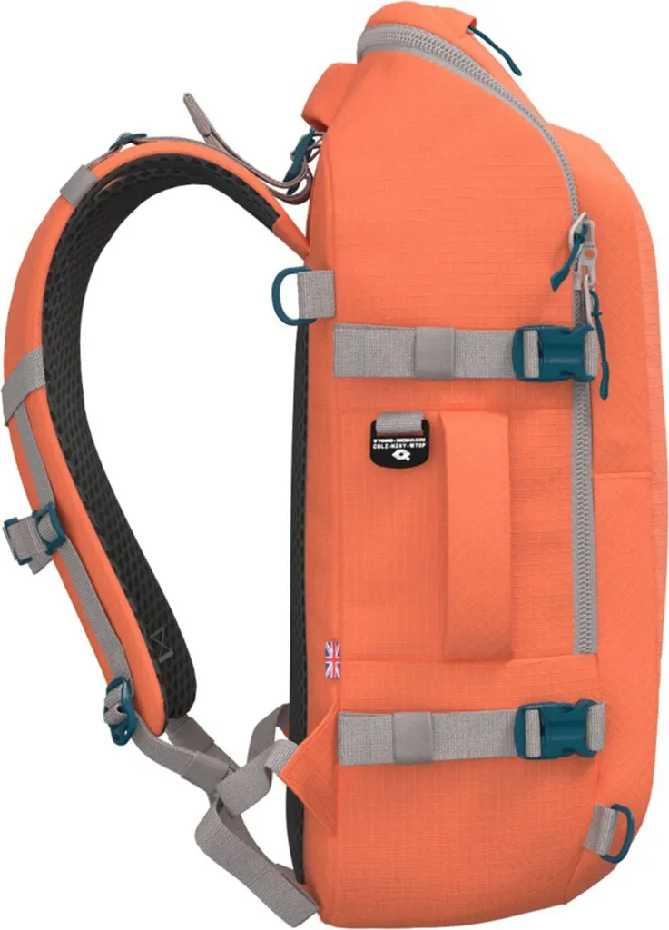 Sac à dos CabinZero Adv 32L Sables de Moroccan : l'aventure polyvalente