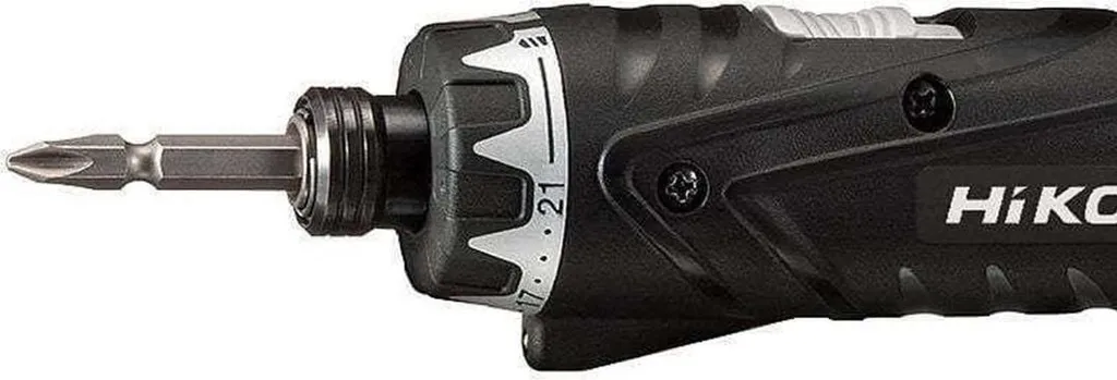 Tournevis compact DB3DL2WCZ 3.6V pour visser dans les angles difficiles