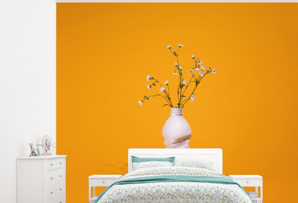 MuchoWow Fototapete für Wohnzimmer oder Schlafzimmer Wandtapete Vinyl Motivtapete Flasche - Blumenstrauß - Gelb - 300x240 cm - Fototapeten
