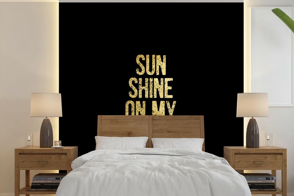 MuchoWow Fototapete für Wohnzimmer oder Schlafzimmer Wandtapete Vinyl Motivtapete Zitate - Sonne - Gold - Briefe - 280x280 cm - Hintergrundbild
