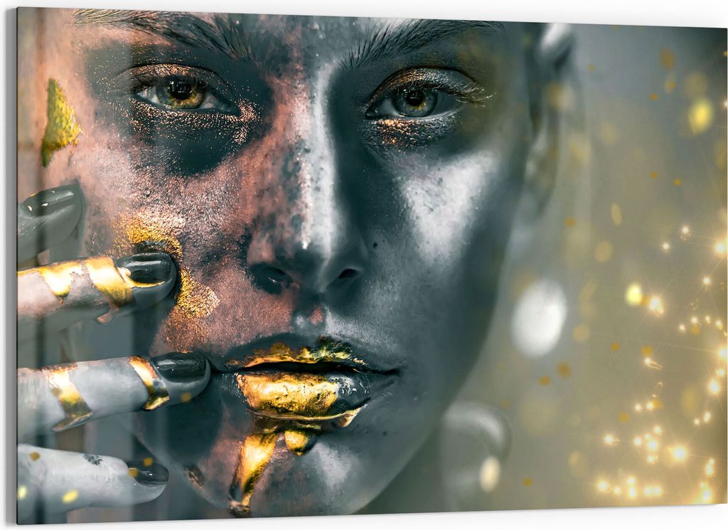 DEQORI Glasbild Echtglas 90x60 cm 'Frau mit Gold im Gesicht' Wandbild Bild modern Deko