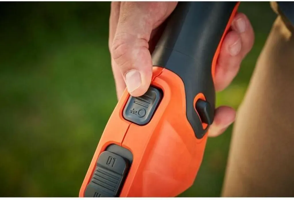 Tondeuse 33 cm Pivotante 36V Black & Decker avec PowerCommand - 5