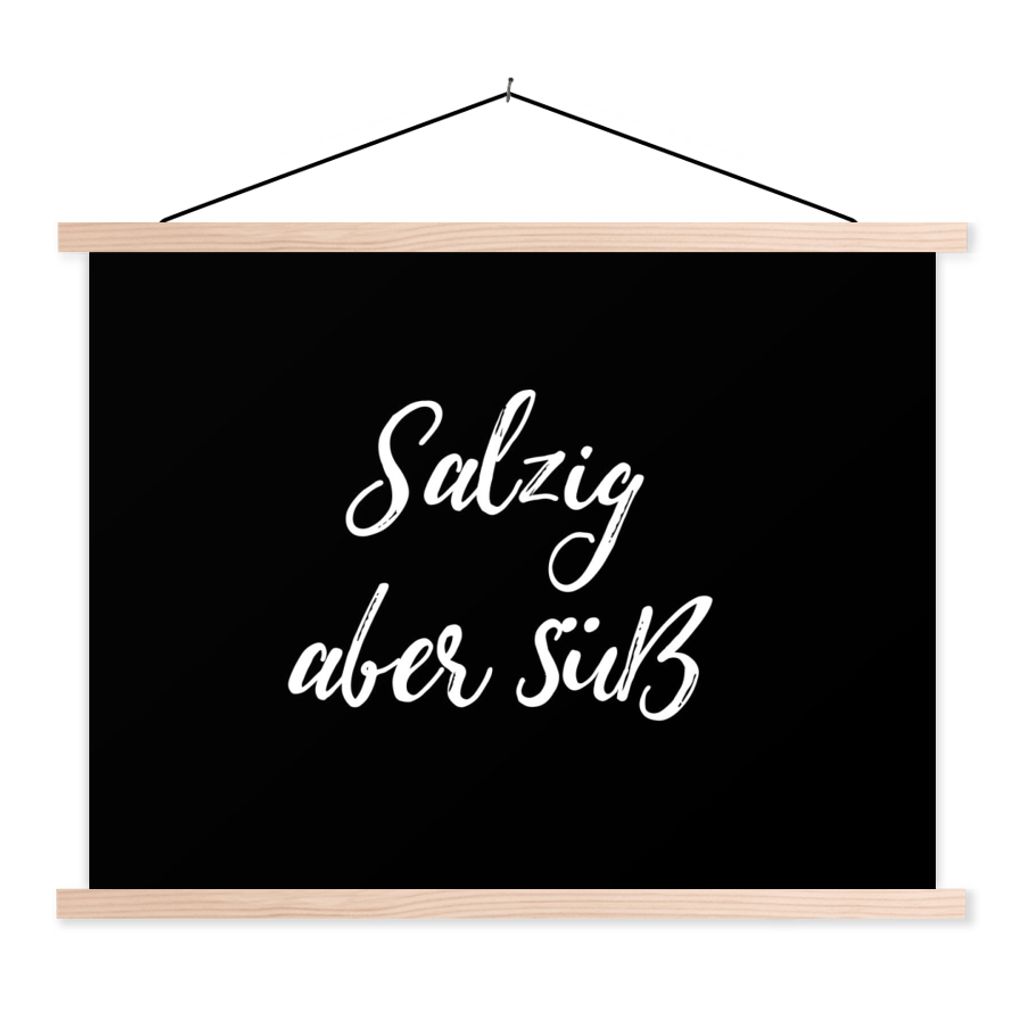 MuchoWow Textilposter Zitate - Sprichwörter - Salzig aber Süß - Kochen 120x90 cm mit holzfarbenen Rahmen - Magnetisch