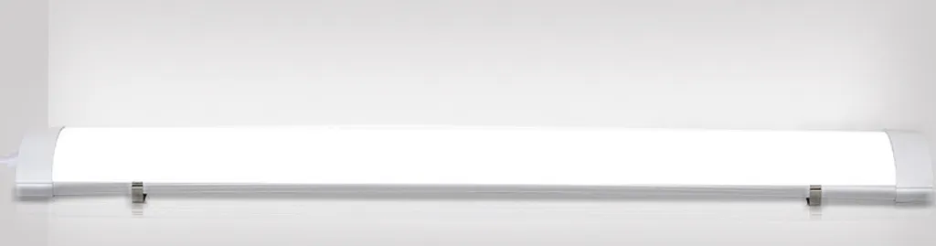 Offerta Plafoniera LED 120cm 36W IP65 - Risparmio Energetico 50% Officina