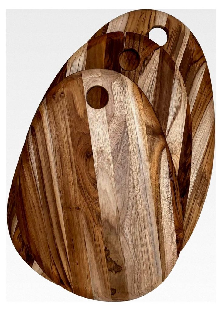 Elegantes ovales Schneidebrett aus Holz | 41 x 27 x 1,5 cm | Nachhaltigeses Teakholz mit Aufhängung | Minimalistisches Holzbrett für die Küche z...