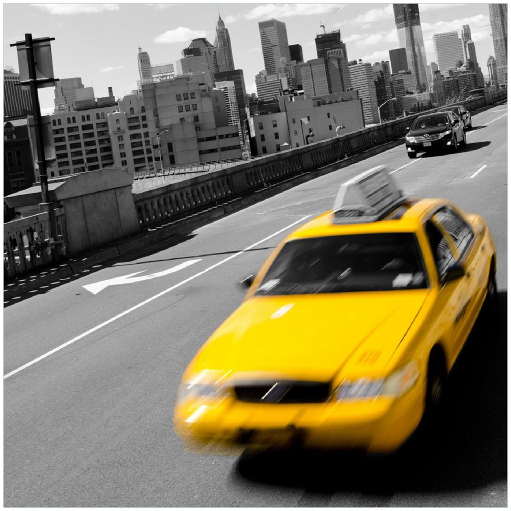 Wallario Premium Glasbild, freischwebende Optik, kräftige Farben, Größe 30 x 30 cm Motiv New York Yellow Taxi II