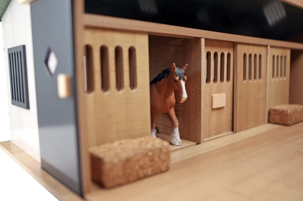 Écurie Kids Globe 1:24 pour Ranger et Protéger 7 Chevaux Miniatures - 8