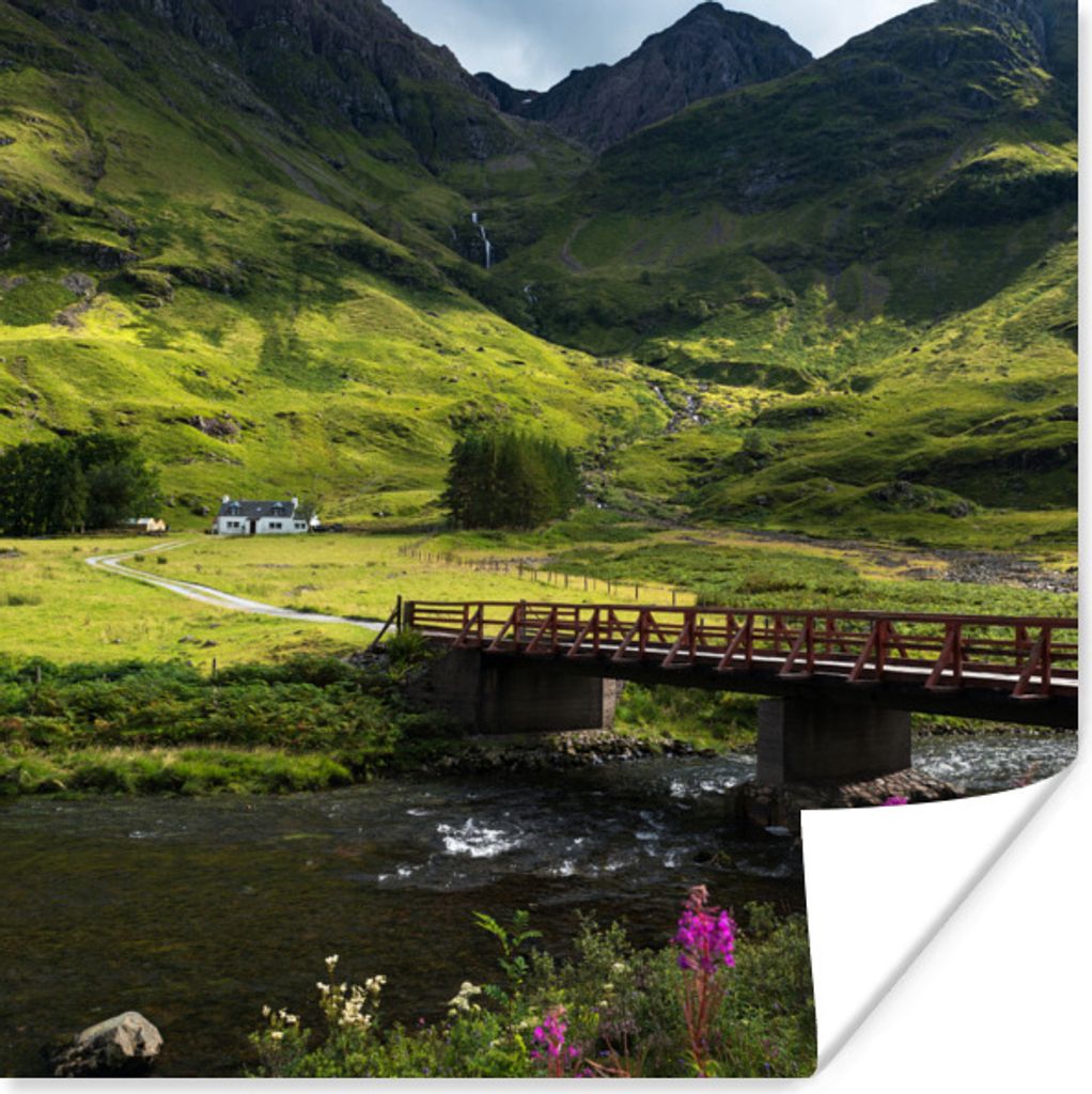 MuchoWow Poster Schöner Fluss und Brücke in Glen Coe in Schottland 100x100 cm - Babyzimmer