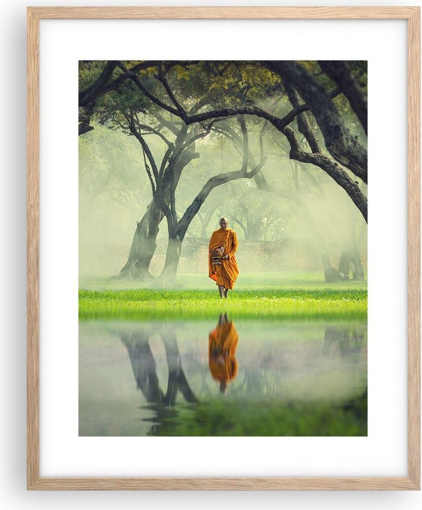 Gerahmtes Poster - Rahmen in heller Eiche - Mönch Wald Nebel - 40x50 cm - Wand Bild - Wanddeko - Wandbilder - Kunstposter - Wandposter - Bilderrah...