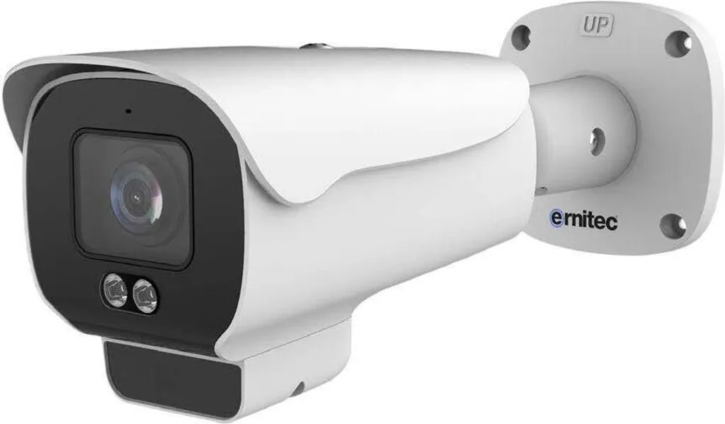 Sécuriser un Grand Terrain avec la Caméra Ernitec 5MP Vision 50 Mètres