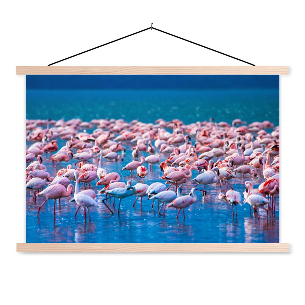 MuchoWow Textilposter Flamingo - Wasser - Tropisch - Rosa 120x80 cm mit holzfarbenen Rahmen - Aufhängeset