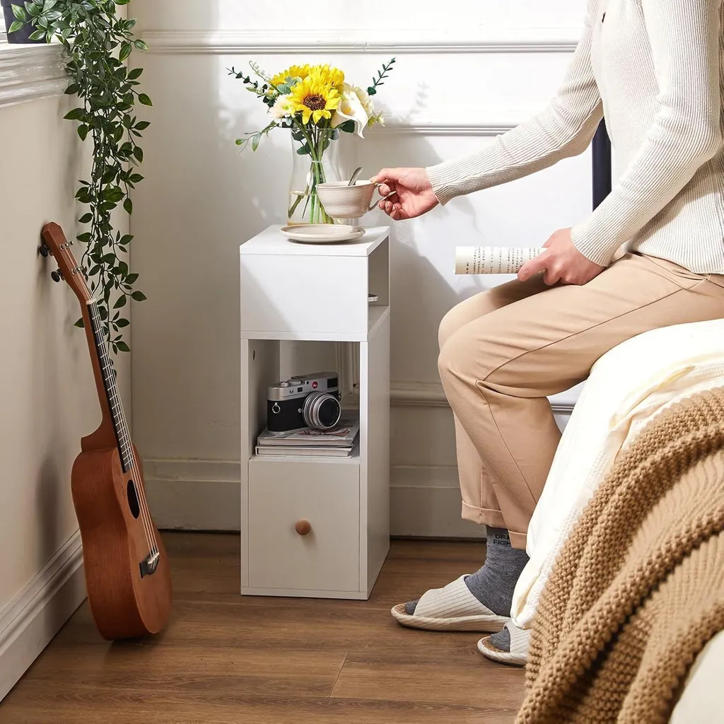 Table d'Appoint Étroite Gain de Place avec Tiroir Solution Petites Chambres