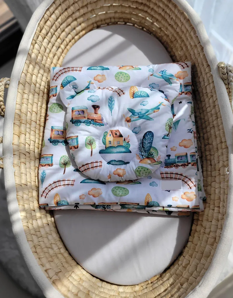 Ensemble de literie bébé avec couverture et coussin Miś train turquoise - 2