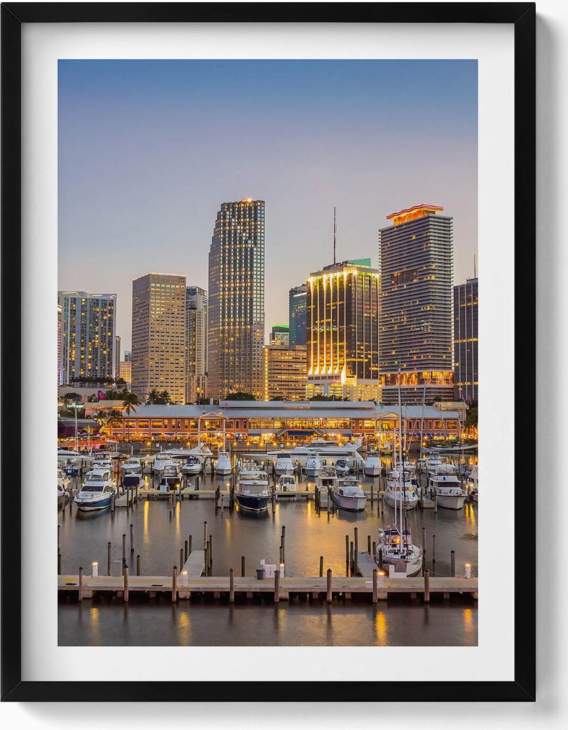 Panorama einer Großstadt– Wandbild mit Rahmen – Gerahmtes Bild – Wanddekoration – 60x80 cm – Schwarz Rahmen