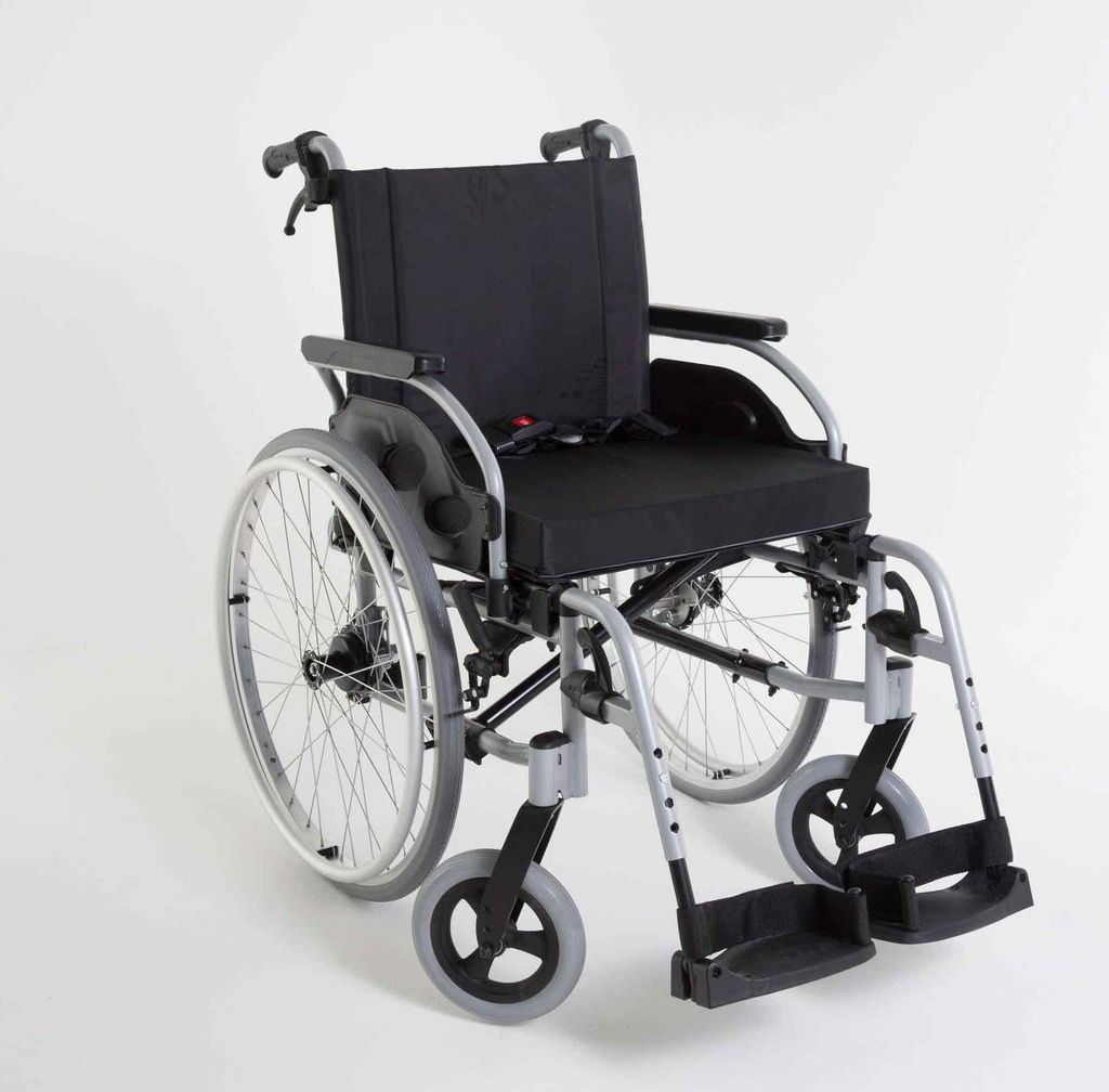 Rollstuhl Action1 R mit Trommelbremse silbergrau>>>>SB 50,5 cm