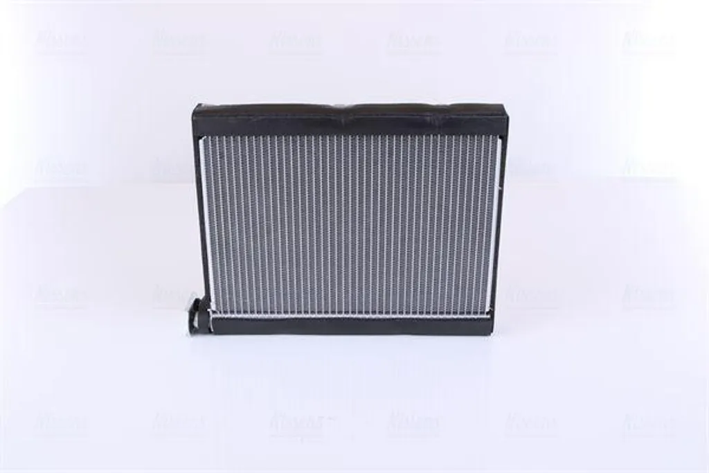 Évaporateur de climatisation NISSENS 92317 pour Mitsubishi L200 Pajero