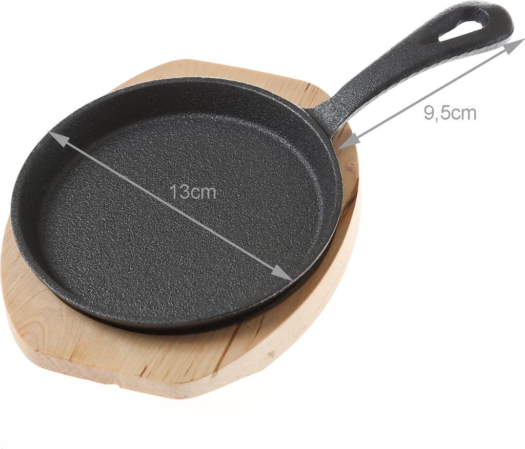Minipfanne mit Stiel u. Holzuntersetzer - Gusspfanne - Gusseisen - D: 13cm - Servierpfanne