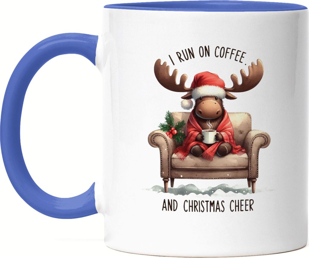 I Run on Coffee Christmas Cheer Lustiges Elchmotiv Tasse Blau Geschenkidee witziges Design Weihnachten