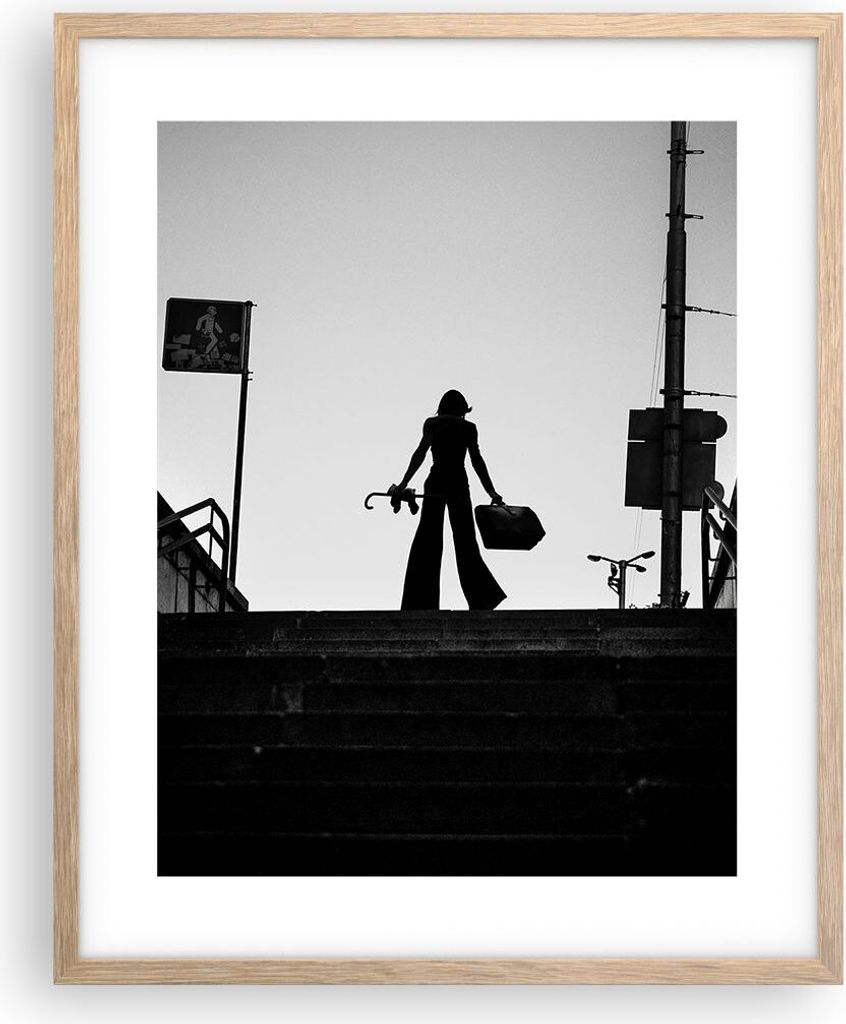 Gerahmtes Poster - Rahmen in heller Eiche - Schatten Fotografie Treppen - 40x50 cm - Wand Bild - Wanddeko - Wandbilder - Kunstposter - Wandposter -...