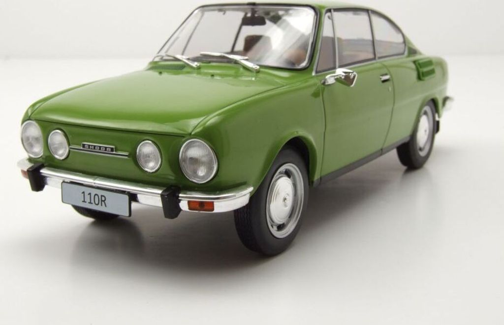 Whitebox 124227 Skoda 100 R 1970 grün 1:24